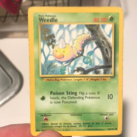 Weedle Pokemon Card (Base Set)